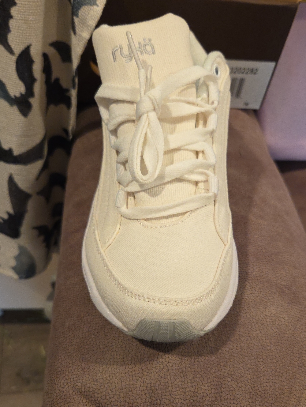 Ryka Women's Cream/Off-White Lace-Up Sneaker
